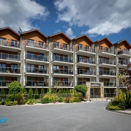 Apartment Bluesky: Mountain View Retreat In *