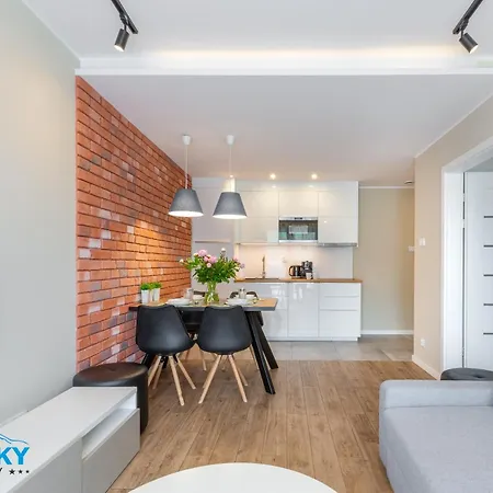 Apartment Bluesky: Mountain View Retreat In *
