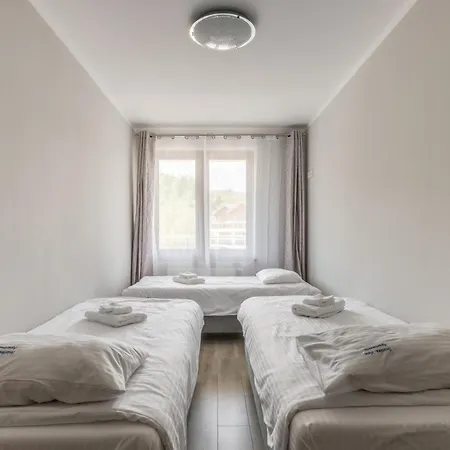 Bluesky: Mountain View Retreat In Apartment