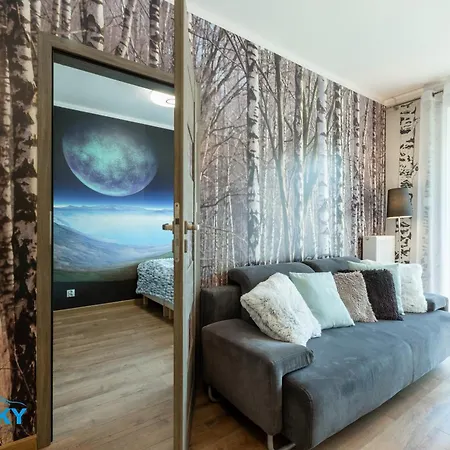 Bluesky: Mountain View Retreat In Apartment