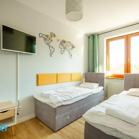 Apartment Bluesky: Mountain View Retreat In
