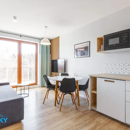 Bluesky: Mountain View Retreat In *