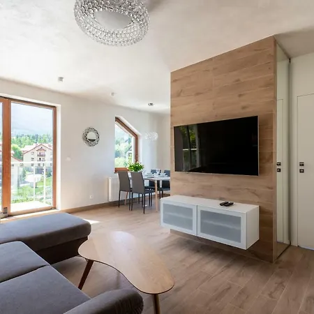 Bluesky: Mountain View Retreat In Apartment Karpacz